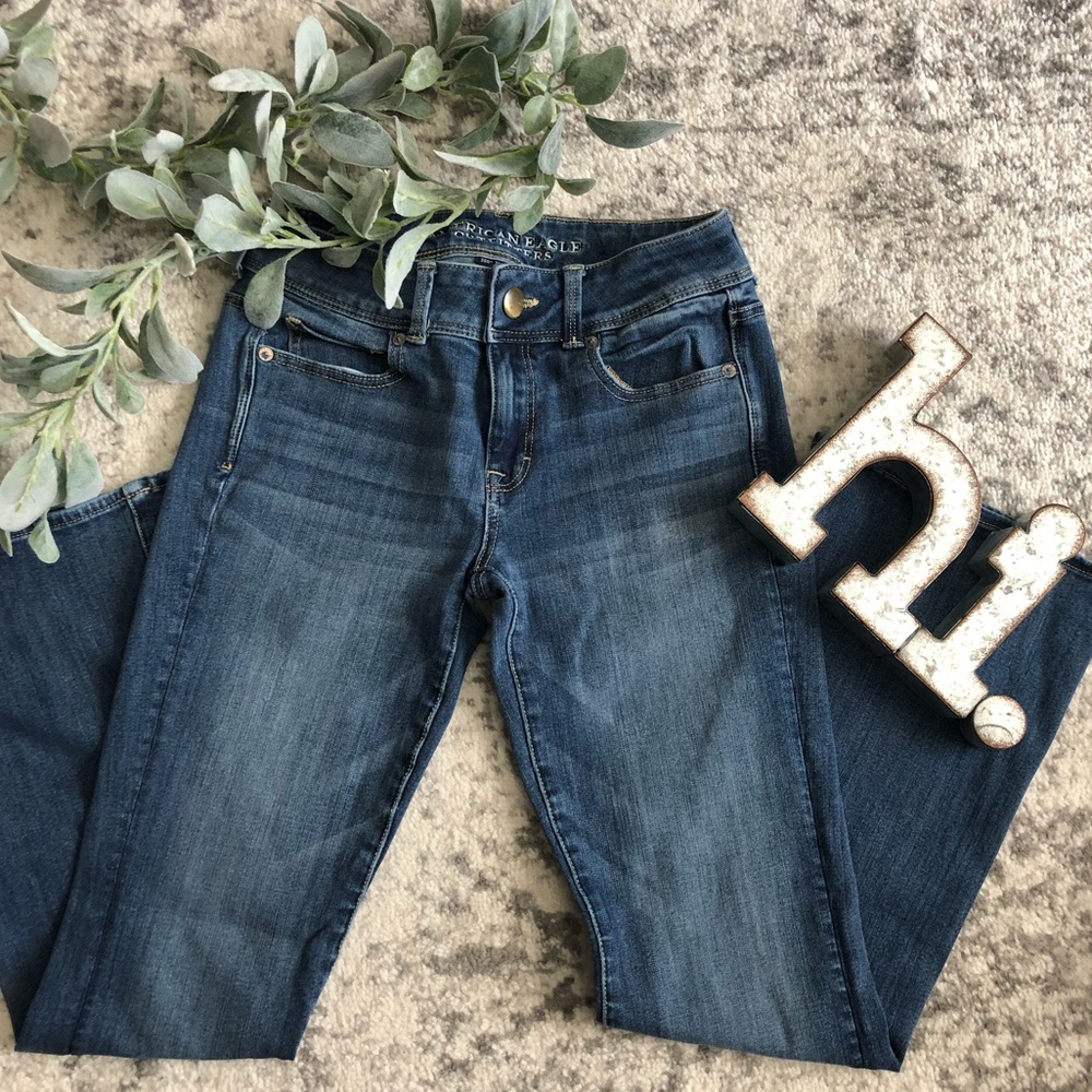 American Eagle Jeans - Size 2 Short